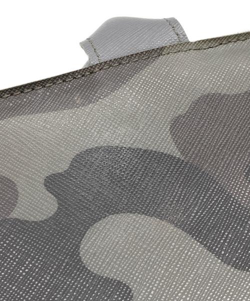 A.D.M.J.（エーディーエムジェイ）A.D.M.J. (エーディーエムジェイ) カモフラハンドバッグ カーキの古着・服飾アイテム