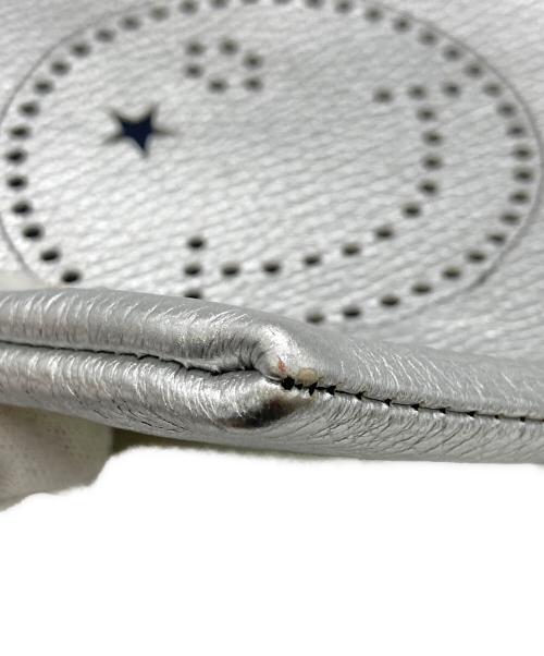 SALON DE ALFURD（サロン・ド・アルファード）SALON DE ALFURD (サロン・ド・アルファード) スマイルショルダーバッグ シルバーの古着・服飾アイテム