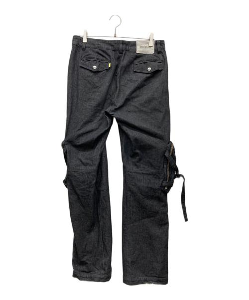 SKINS（スキンズ）SKINS (スキンズ) マルチポケットボンテージパンツ ブラック サイズ:3の古着・服飾アイテム