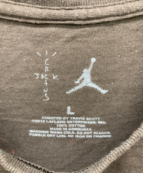 JORDAN（ジョーダン）JORDAN (ジョーダン) TRAVIS SCOTT (トラヴィススコット) cactus jack Tシャツ ブラウン サイズ:Lの古着・服飾アイテム