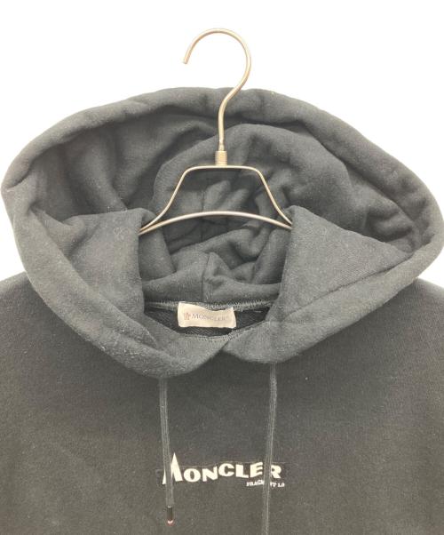 MONCLER（モンクレール）MONCLER (モンクレール) FRAGMENT DESIGN (フラグメントデザイン) パーカー ブラック サイズ:Sの古着・服飾アイテム