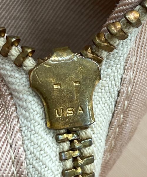 J.C.PENNEY SPORTCLAD（ジェーシーペニースポーツクラッド）J.C.PENNEY SPORTCLAD (ジェーシーペニースポーツクラッド) スポーツジャケット ピンクベージュ サイズ:不明の古着・服飾アイテム