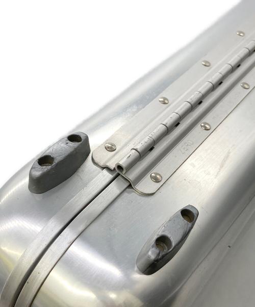 ZERO HALLIBURTON（ゼロ ハリバートン）ZERO HALLIBURTON (ゼロ ハリバートン) メタルアタッシュケース シルバーの古着・服飾アイテム