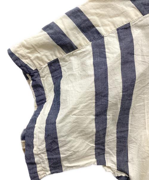 zulu&zephyr（ズールアンドゼファー）ZULU&ZEPHYR (ズールアンドゼファー) BLACKBONE STRIPE SHIRT ベージュ サイズ:38の古着・服飾アイテム