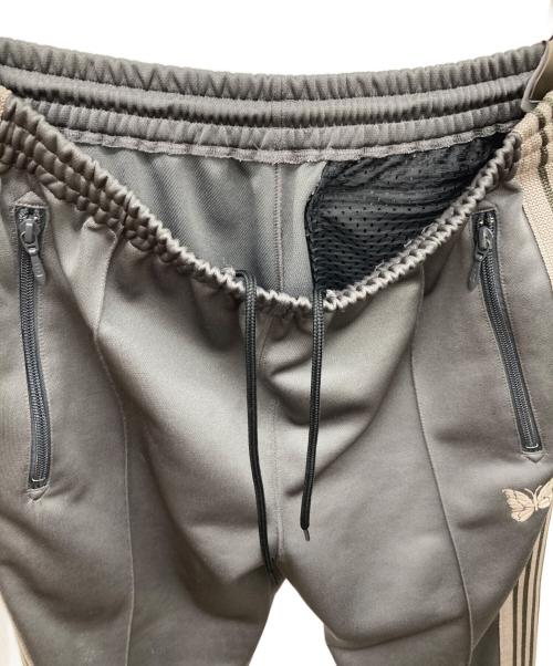 Needles（ニードルズ）Needles (ニードルズ) NARROW TRACK PANT POLY SMOOTH グレー サイズ:Sの古着・服飾アイテム