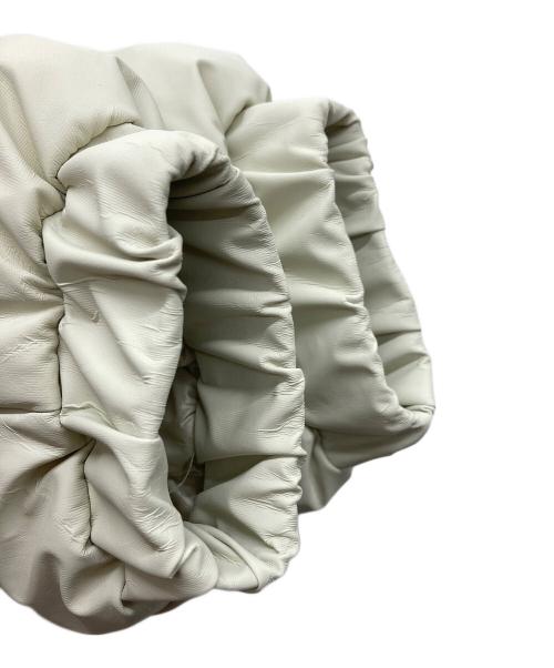 SLY（スライ）SLY (スライ) FINE TOUCH LOFTECH PUFFER ジャケット アイボリー サイズ:１の古着・服飾アイテム