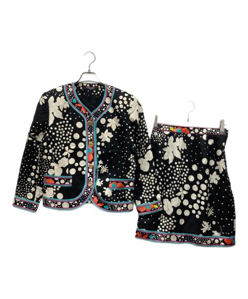 LEONARD FASHION（レオナールファッション）LEONARD FASHION (レオナールファッション) 花柄ジャケット＆スカートセットアップ ブラック サイズ:9AR ｼﾞｬｹｯﾄ:B,82-H90-T156 ｽｶｰﾄ:W66-H92の古着・服飾アイテム