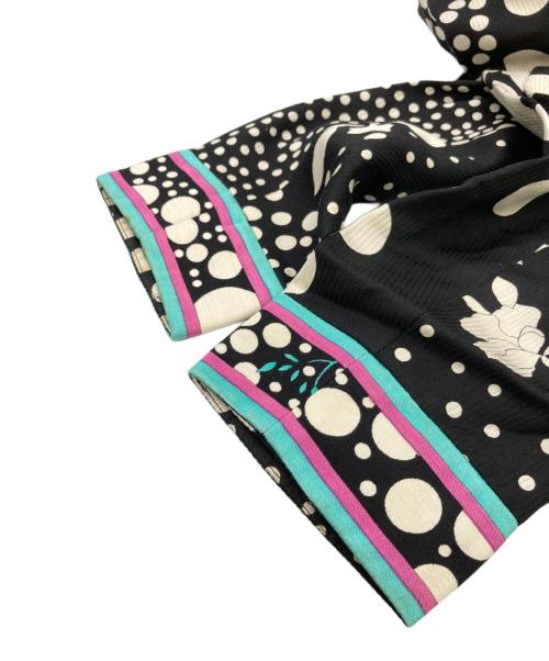 LEONARD FASHION（レオナールファッション）LEONARD FASHION (レオナールファッション) 花柄ジャケット＆スカートセットアップ ブラック サイズ:9AR ｼﾞｬｹｯﾄ:B,82-H90-T156 ｽｶｰﾄ:W66-H92の古着・服飾アイテム