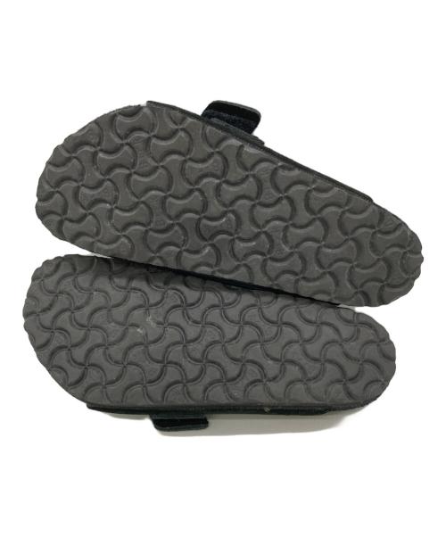 BIRKENSTOCK（ビルケンシュトック）BIRKENSTOCK (ビルケンシュトック) スエードレザースライドサンダル KYOTO ブラック サイズ:38の古着・服飾アイテム