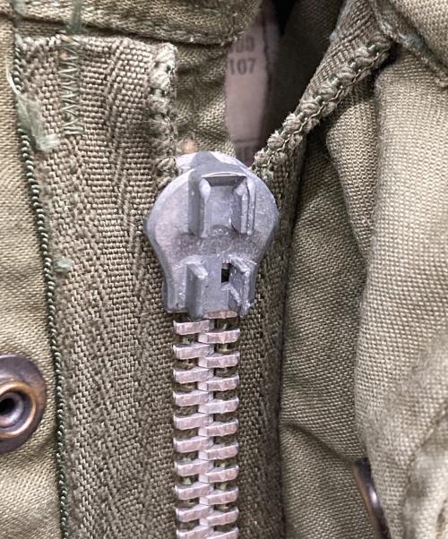 US ARMY（ユーエスアーミー）US ARMY (ユーエスアーミー) M65フィールドジャケット カーキ サイズ:SHORT SMALLの古着・服飾アイテム