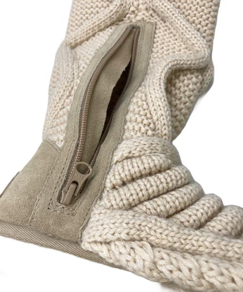 UGG（アグ）UGG (アグ) Classic Tall Chunky Knit Boot ベージュ サイズ:USA 7の古着・服飾アイテム