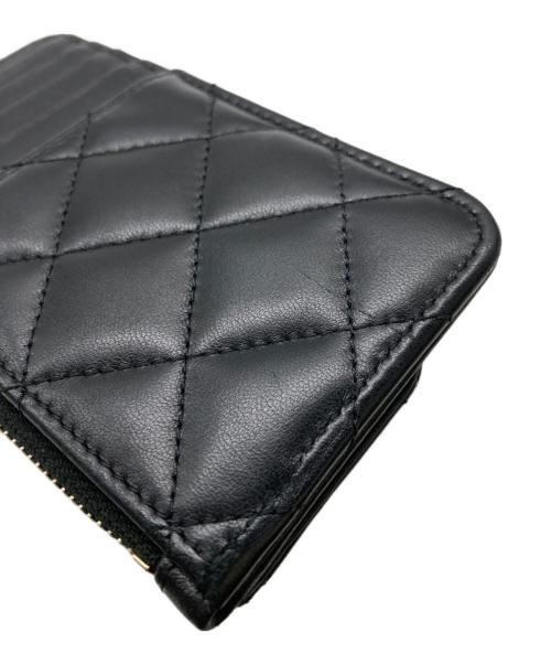 CHANEL（シャネル）CHANEL (シャネル) フラグメントケース マトラッセ ブラックの古着・服飾アイテム