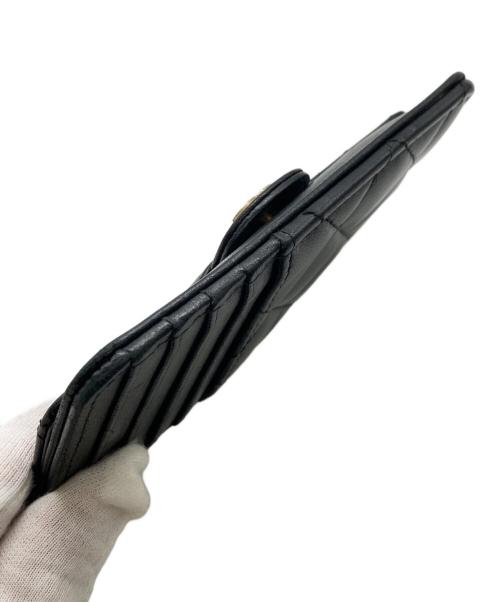 CHANEL（シャネル）CHANEL (シャネル) フラグメントケース マトラッセ ブラックの古着・服飾アイテム