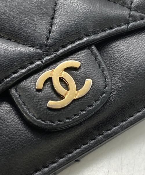 CHANEL（シャネル）CHANEL (シャネル) フラグメントケース マトラッセ ブラックの古着・服飾アイテム