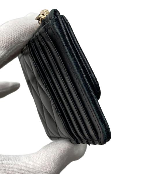 CHANEL（シャネル）CHANEL (シャネル) フラグメントケース マトラッセ ブラックの古着・服飾アイテム