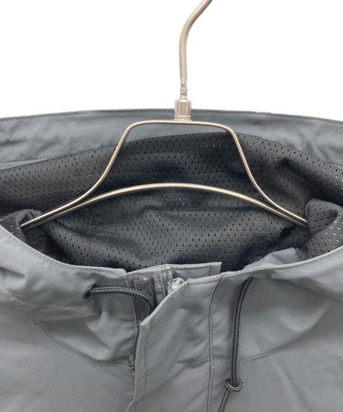 Carhartt WIP（カーハート ワークインプログレス）CARHARTT WIP (カーハート ワークインプログレス) NIMBUS PULLOVER グレー サイズ:Lの古着・服飾アイテム