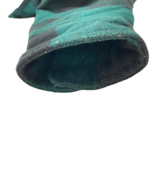 Carhartt WIP（カーハート ワークインプログレス）CARHARTT WIP (カーハート ワークインプログレス) HOODED CHECK SHIRT JAC グリーン サイズ:Lの古着・服飾アイテム