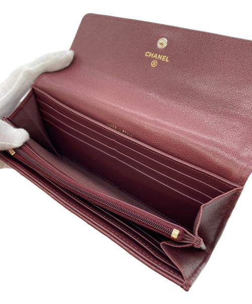 CHANEL（シャネル）CHANEL (シャネル) マトラッセキャビアスキンフラップウォレット ボルドーの古着・服飾アイテム