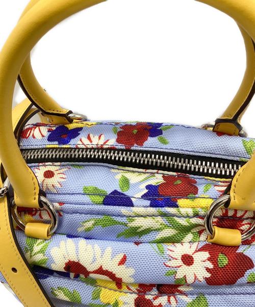 MIU MIU（ミュウミュウ）MIU MIU (ミュウミュウ) フラワープリント2WAYショルダーバック スカイブルーの古着・服飾アイテム