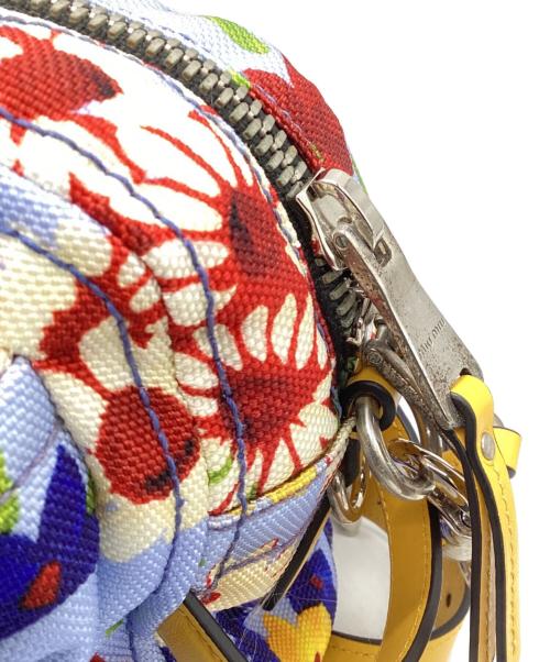 MIU MIU（ミュウミュウ）MIU MIU (ミュウミュウ) フラワープリント2WAYショルダーバック スカイブルーの古着・服飾アイテム