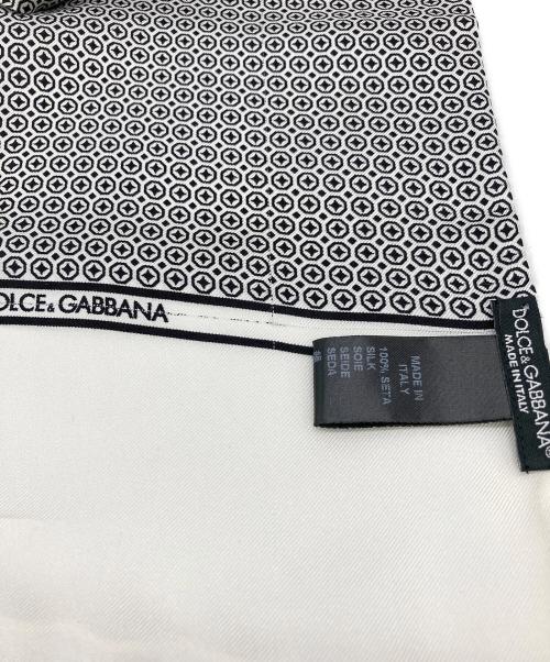 DOLCE & GABBANA（ドルチェ＆ガッバーナ）DOLCE & GABBANA (ドルチェ＆ガッバーナ) シルクスカーフ ホワイト×ブラックの古着・服飾アイテム