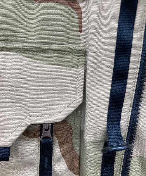 LACOSTE LIVE（ラコステライブ）LACOSTE LIVE (ラコステライブ) Unisexfaux Fur Hooded Parka オリーブ サイズ:Lの古着・服飾アイテム