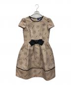 M'S GRACYエムズグレイシー）の古着「カメリアモチーフ総柄ワンピース」｜ベージュ