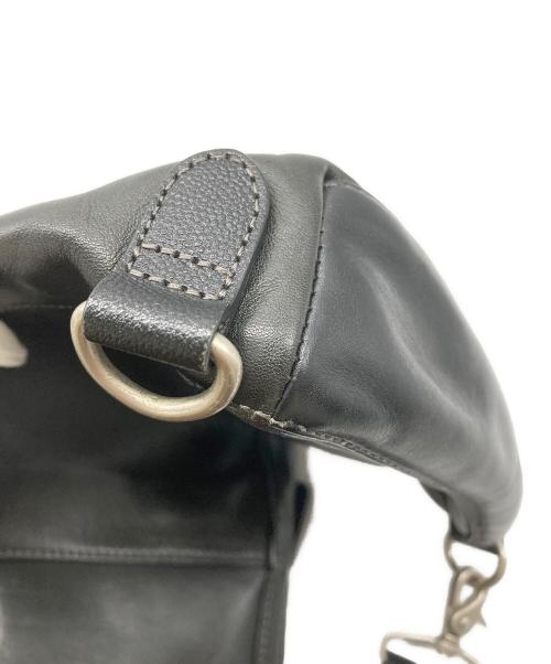 PAUL SMITH（ポールスミス）PAUL SMITH (ポールスミス) レザーショルダーバッグ ブラックの古着・服飾アイテム