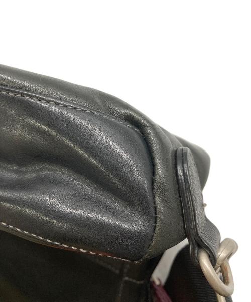 PAUL SMITH（ポールスミス）PAUL SMITH (ポールスミス) レザーショルダーバッグ ブラックの古着・服飾アイテム