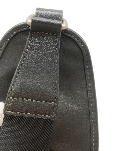 PAUL SMITH（ポールスミス）PAUL SMITH (ポールスミス) レザーショルダーバッグ ブラックの古着・服飾アイテム