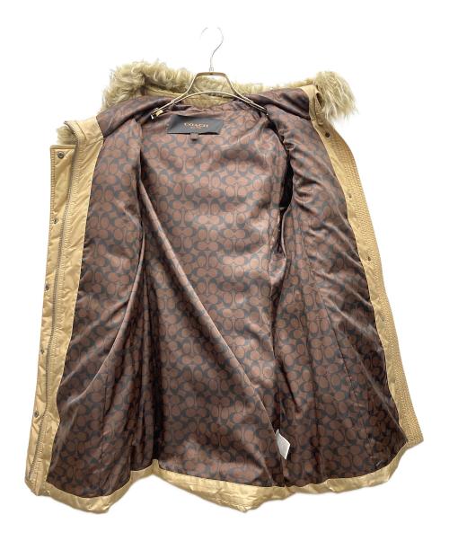 COACH（コーチ）COACH (コーチ) ベルト付きダウンコート ベージュ サイズ:Sの古着・服飾アイテム