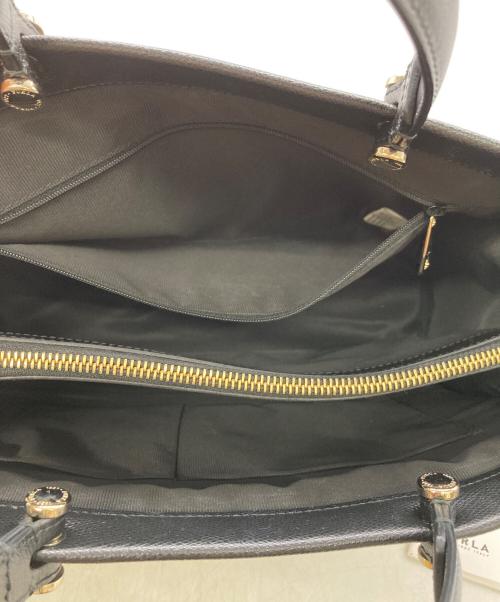 FURLA（フルラ）FURLA (フルラ) ツートーントートバッグ ホワイトの古着・服飾アイテム