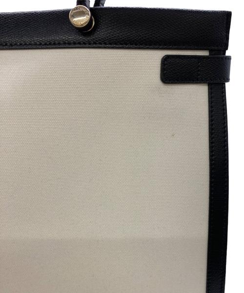FURLA（フルラ）FURLA (フルラ) ツートーントートバッグ ホワイトの古着・服飾アイテム