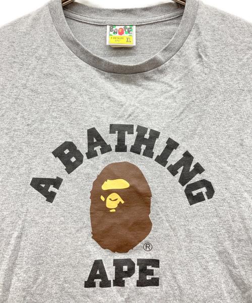 A BATHING APE（アベイシングエイプ）A BATHING APE (アベイシングエイプ) プリントTシャツ グレー サイズ:XLの古着・服飾アイテム