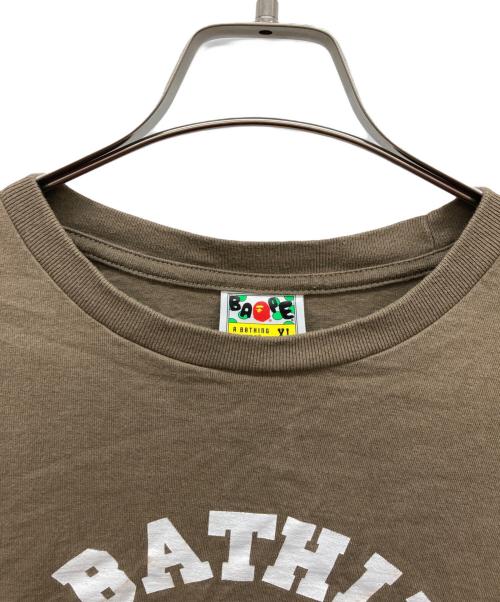 A BATHING APE（アベイシングエイプ）A BATHING APE (アベイシングエイプ) College Tee Tシャツ ベージュ サイズ:XLの古着・服飾アイテム