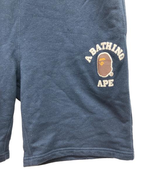 A BATHING APE（アベイシングエイプ）A BATHING APE (アベイシングエイプ) MULTI FONTS SWEAT SHORTS ネイビー サイズ:XLの古着・服飾アイテム