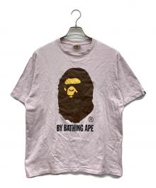 A BATHING APE（アベイシングエイプ）の古着「プリントTシャツ」｜ピンク