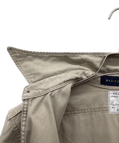 MADISON BLUE（マディソンブルー）MADISON BLUE (マディソンブルー) HAMPTON BACK SATIN SHIRT ベージュ サイズ:01の古着・服飾アイテム