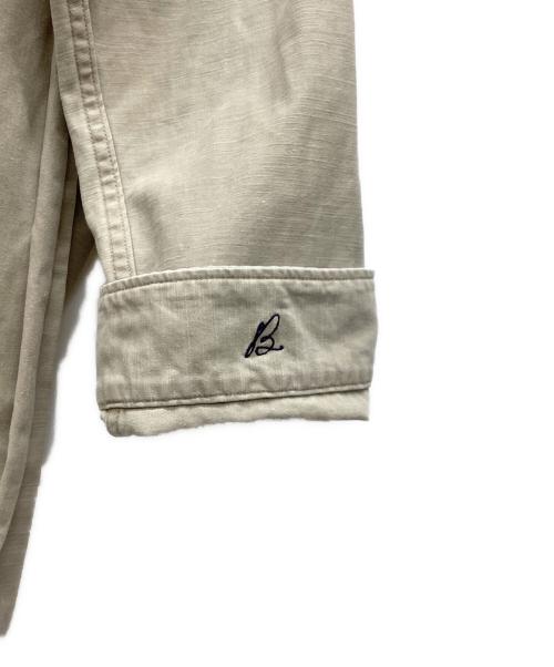 MADISON BLUE（マディソンブルー）MADISON BLUE (マディソンブルー) HAMPTON BACK SATIN SHIRT ベージュ サイズ:01の古着・服飾アイテム