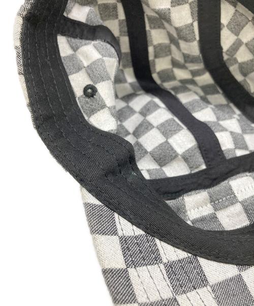 SUPREME（シュプリーム）SUPREME (シュプリーム) チェッカー柄キャップ ホワイトの古着・服飾アイテム