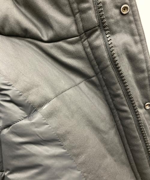 QUEENHOT CONTERENT（クイーンホット コンテンツ）QUEENHOT CONTERENT (クイーンホット コンテンツ) ダブルジップ中綿ベスト ブラック サイズ:なしの古着・服飾アイテム