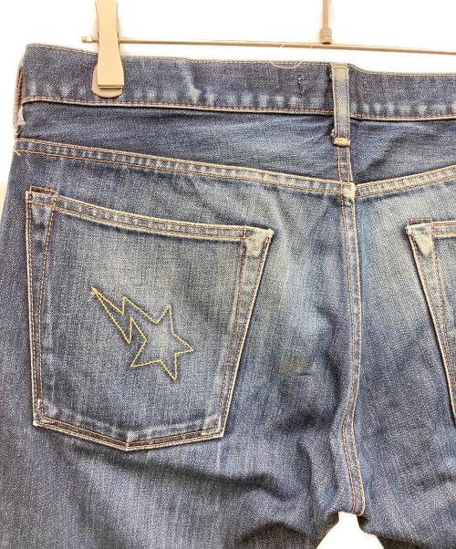 A BATHING APE（ア ベイシング エイプ）A BATHING APE (ア ベイシング エイプ) ベイプスタデニムパンツ インディゴ サイズ:Mの古着・服飾アイテム