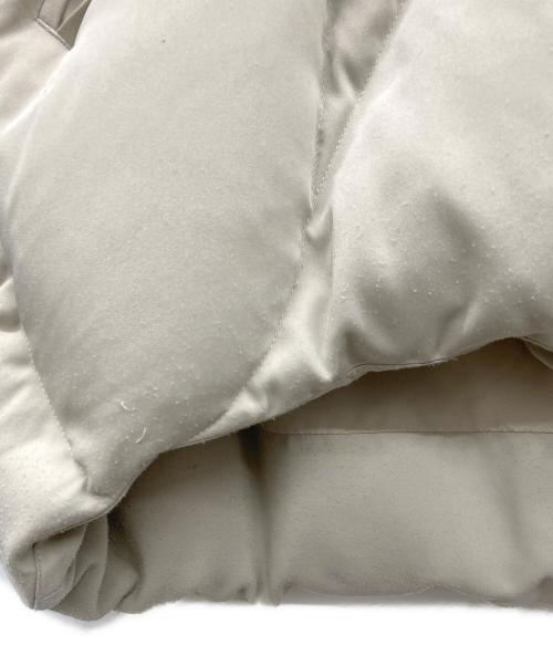 Ameri（アメリ）AMERI (アメリ) UND WAVE STITCH SHORT DOWN ベージュ サイズ:Mの古着・服飾アイテム