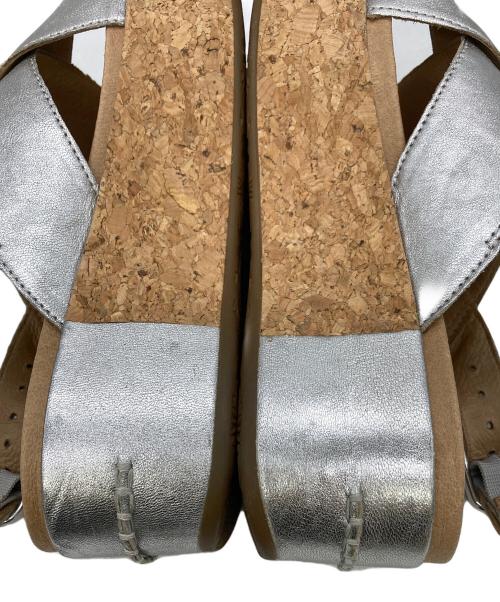 UGG（アグ）UGG (アグ) Shoshana Metallic シルバー サイズ:USA5の古着・服飾アイテム