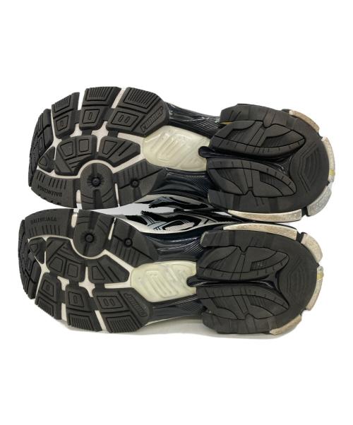 BALENCIAGA（バレンシアガ）BALENCIAGA (バレンシアガ) RUNNER ユーズド加工ローカットスニーカー ホワイト サイズ:EUR42の古着・服飾アイテム