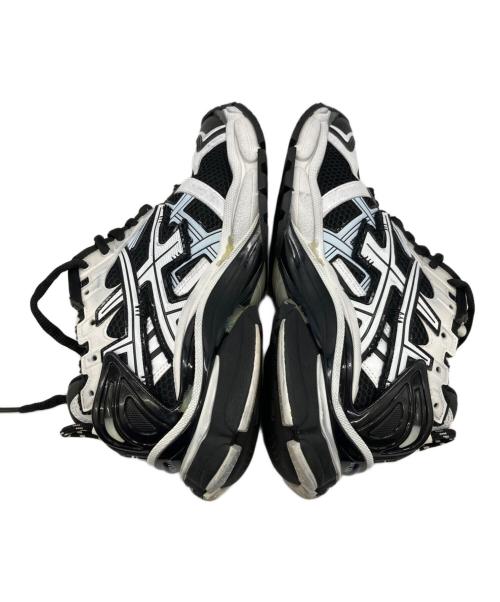 BALENCIAGA（バレンシアガ）BALENCIAGA (バレンシアガ) RUNNER ユーズド加工ローカットスニーカー ホワイト サイズ:EUR42の古着・服飾アイテム