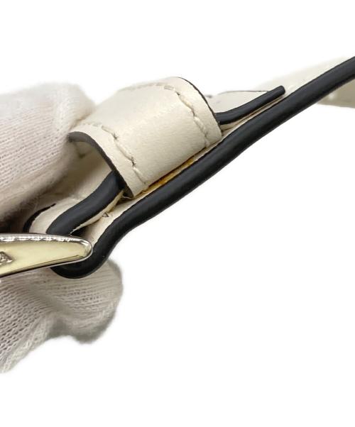 PRADA（プラダ）PRADA (プラダ) GRACE LUX（グレース ルクス） ホワイトの古着・服飾アイテム