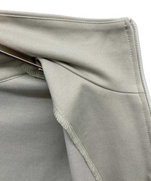 FRED PERRY（フレッドペリー）FRED PERRY (フレッドペリー) トラックジャケット ベージュ サイズ:Sの古着・服飾アイテム
