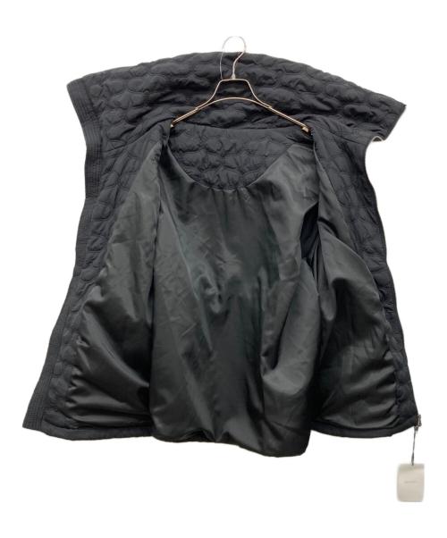 EN NEUME（エン ノイム）EN NEUME (エン ノイム) Big Collar Quilted Jacket ブラック サイズ:Fの古着・服飾アイテム