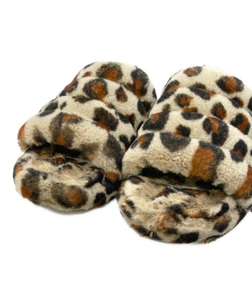 UGG（アグ）UGG (アグ) FLUFF YEAH SLIDE LEOPARD ムートンフラップヤースライド ベージュ サイズ:USA 7の古着・服飾アイテム